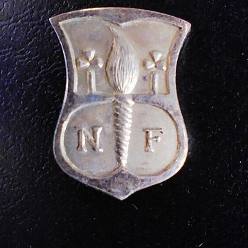 Saksa Nationale Fronti märk.
