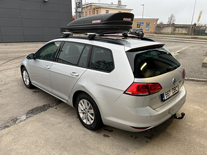 Volkswagen Golf 7 Variant (6 фото из 15)