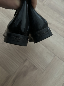 Calvin Klein kummikud, 36 (2 foto / 4)