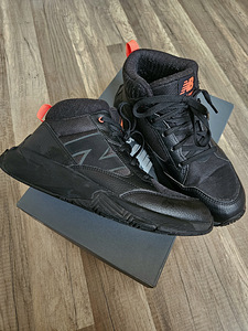 New Balance 40 размер (3 фото из 9)