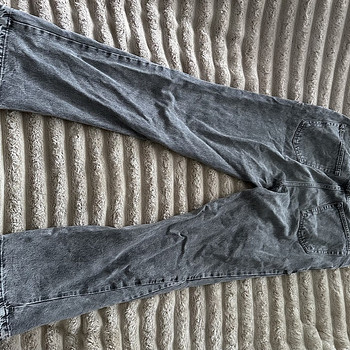 Zara расклешенные джинсы