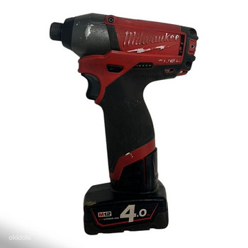 Аккумуляторный импульсный винтоверт Milwaukee M12 CDI + 4ah