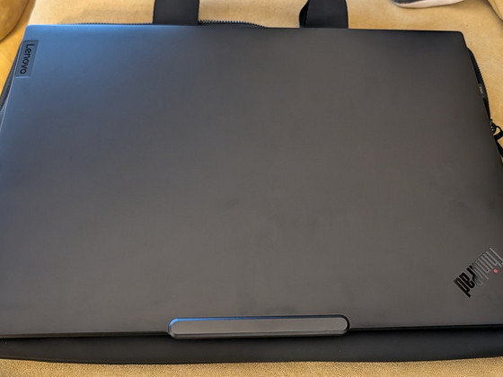 ThinkPad P1 Gen 7 (16" Intel) NVIDIA 4070, 64GB DDR5, 4kOLED
