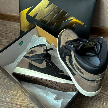 AIR JORDAN 1 RETRO HIGH OG PALOMINO