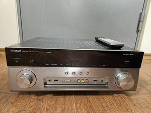 Yamaha AVENTAGE RX-A830 Audio Video Receiver 4K (2 foto / 3)