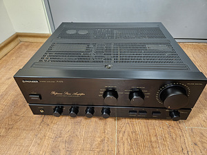 Pioneer A-676 стерео интегральный усилитель (2 фото из 4)