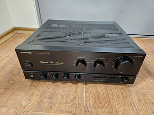 Pioneer A-676 стерео интегральный усилитель (3 фото из 4)
