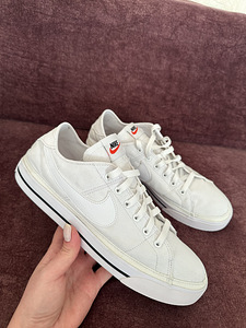 Meeste Nike tennised (1 foto / 7)