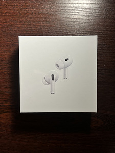 Apple AirPods Pro 2 (1 фото из 2)