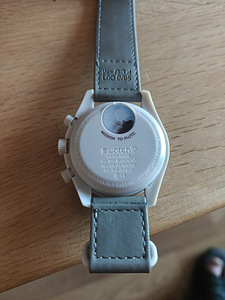 Omega swatch (5 фото из 5)