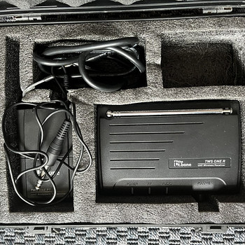 TWS ONE A Guitar UHF беспроводная система