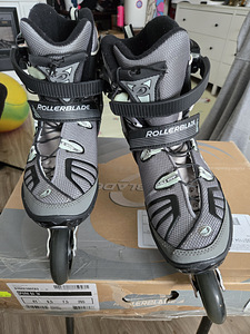 Naiste rulluisud Rollerblade s.41/ Naiste rulluisud (5 foto / 6)