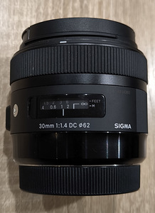 Sigma objektiiv (Canonile) EF 30mm f1.4 DC (1 foto / 4)