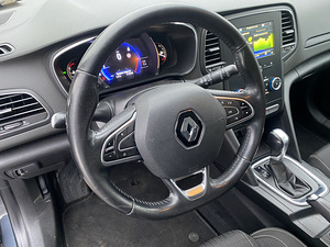 Renault Megane 260000km. Disel Automat. Reg. maks makstud. (14 foto / 14)