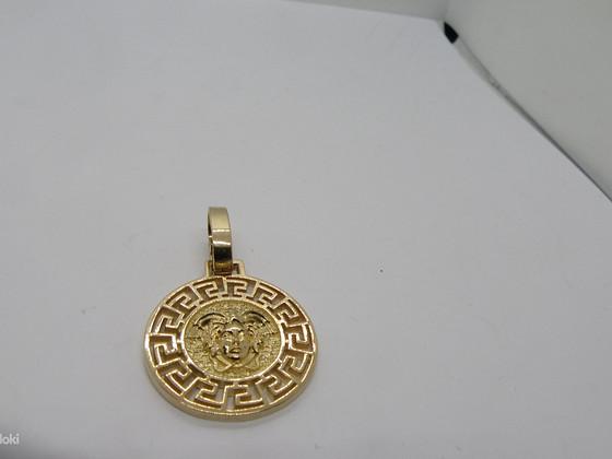 Новый золотой медальон в стиле Versace 10,98 г.
