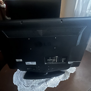 LG 2010. aasta teler “32’’ Full HD