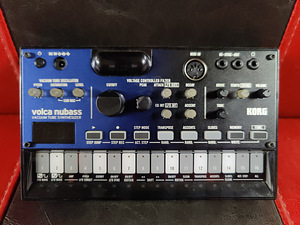 Korg Volca Nubass (1 фото из 3)