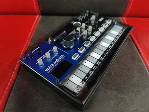 Korg Volca Nubass (3 фото из 3)