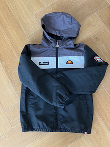 Ellesse jope, s 140-146 (10/11 a) (1 foto / 2)