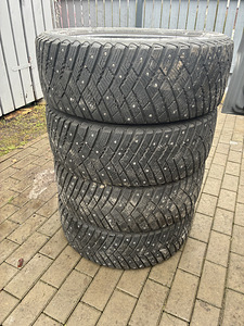 Шипованные шины Goodyear 18 (1 фото из 4)