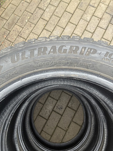 Шипованные шины Goodyear 18 (2 фото из 4)