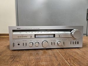Akai AA-R20 AM/FM HiFi Stereo Receiver (1 foto / 3)