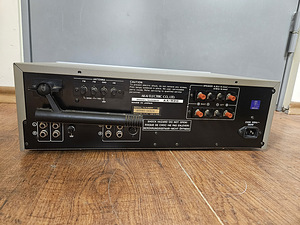 Akai AA-R20 AM/FM HiFi Stereo Receiver (3 foto / 3)