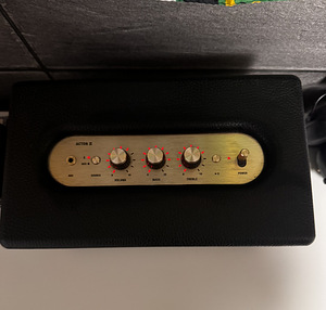 Marshall Acton 2 (2 фото из 3)