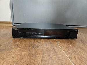 Technics ST-X301L стерео синтезаторный тюнер (1 фото из 3)