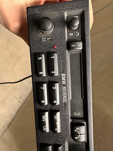 BMW REVERSE makk mängija + AUX E34 E32 E28 E23 E36 E24 E31 (8 foto / 9)