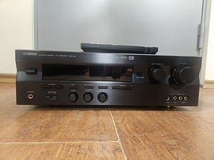 Yamaha DSP-A5 аудио-видео усилитель (1 фото из 3)