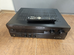 Yamaha DSP-A5 аудио-видео усилитель (2 фото из 3)