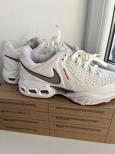 Nike Air tossud, suurus 37.5 (1 foto / 2)