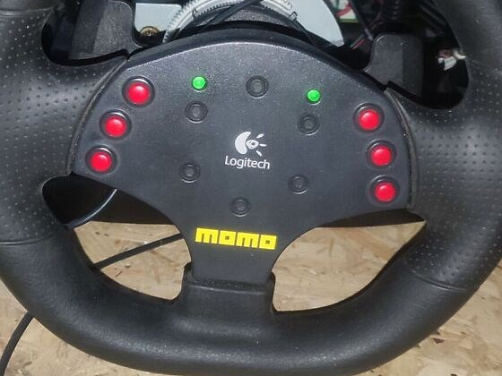 Logitech momo mängurool varuosadeks