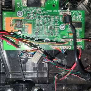 Logitech momo mängurool varuosadeks (5 foto / 5)