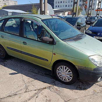 Renault Scenic Facelift 1.4 70kW