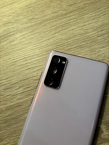 Samsung S20 FE telefon (3 foto / 6)
