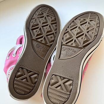 Converse tennised