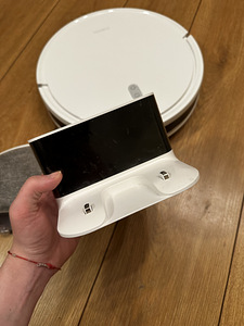 Xiaomi Robot Vacuum E10 (4 фото из 9)
