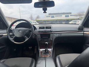 MERCEDES-BENZ E 220 CDI T (7 фото из 8)
