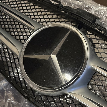 Mercedes C class W205 iluvõre Distronic embleem