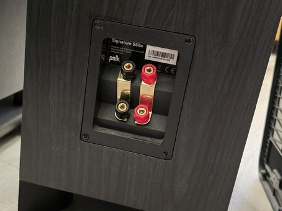 Напольные колонки Polk Audio Signature S60e,