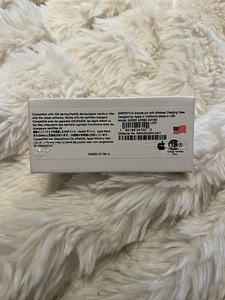 Apple AirPods, реплика (3 фото из 3)