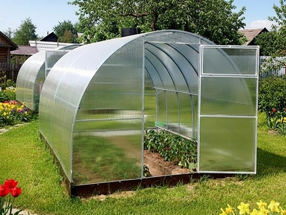 Kasvuhoone Komfort 2.5 M