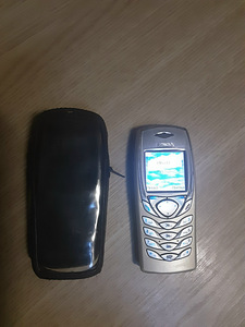 Мобильные Телефоны Firrari Nokia ExpressMusic 5800 (10 фото из 10)