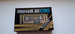 MAXELL XLII-S 1985 MAXELL UDXLII 1979 (3 фото из 4)