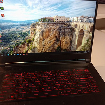 MSI GF65 Thin 10SDR FHD 144Hz