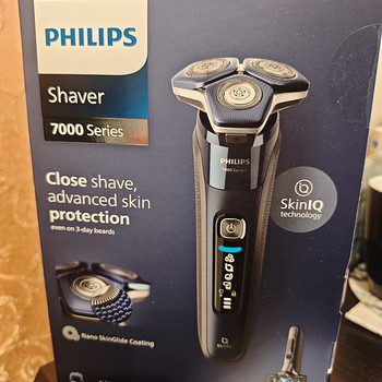 Philips 7000 series