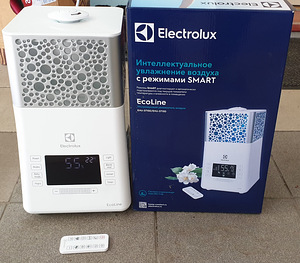 Увлажнитель Elektrolux Smart Ecoline (4 фото из 4)