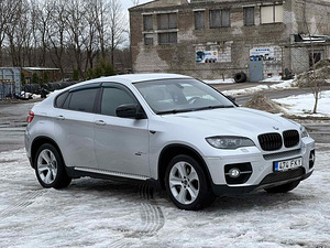 BMW X6 XDRIVE 50I (2 foto / 10)